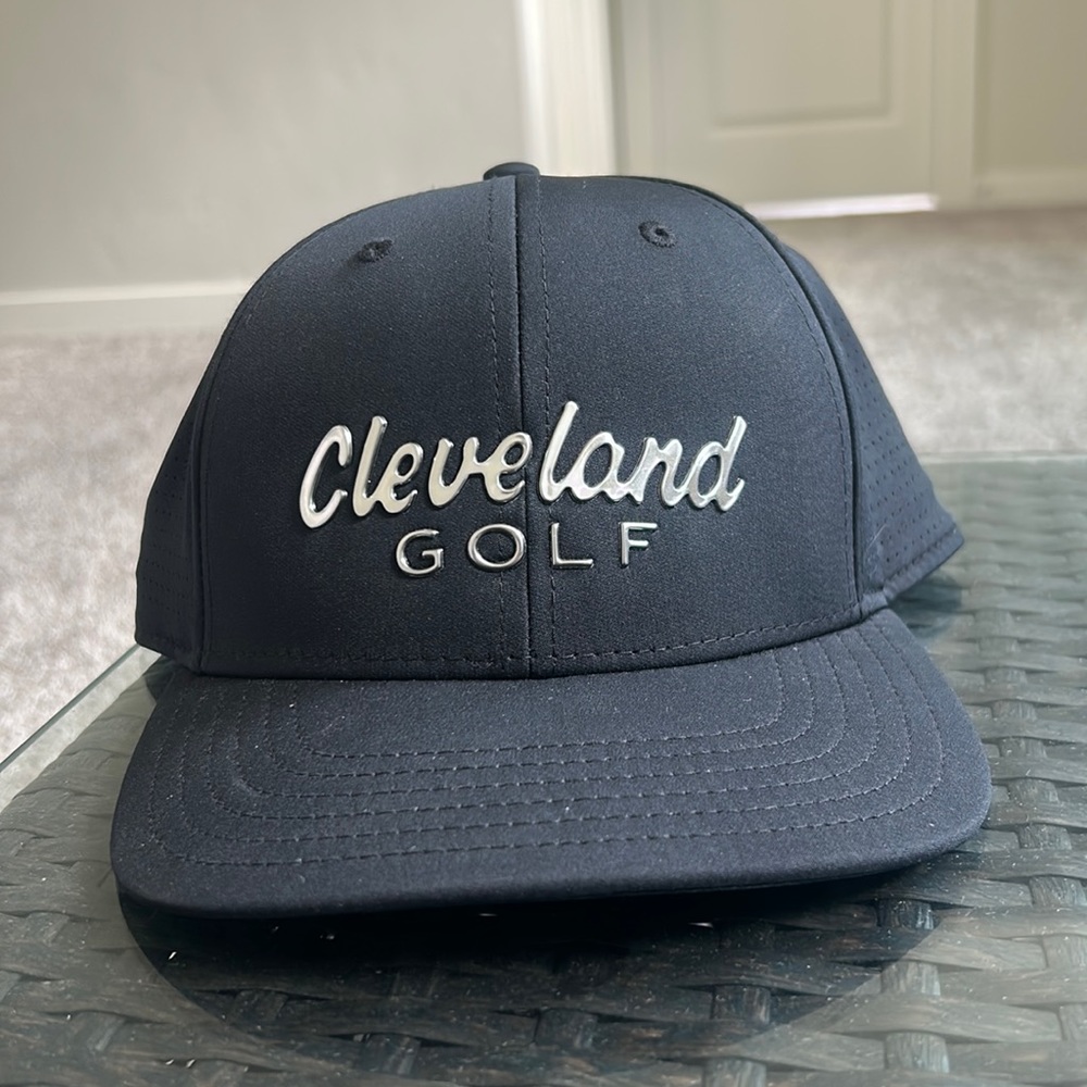 New with tag - golf hat